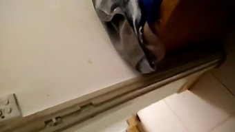 Chinese Mature Woman'S First Creampie Experience