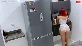 I Was Aroused By The Maid'S Big Butt And Couldn'T Resist Her